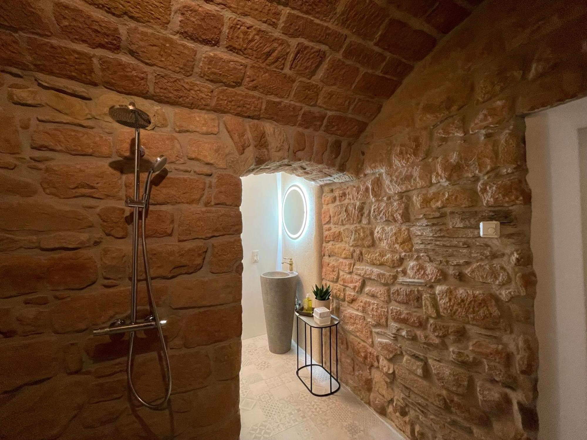 Luxurioese Ferienwohnung Mit Wellness Oase Saarburg Luaran gambar