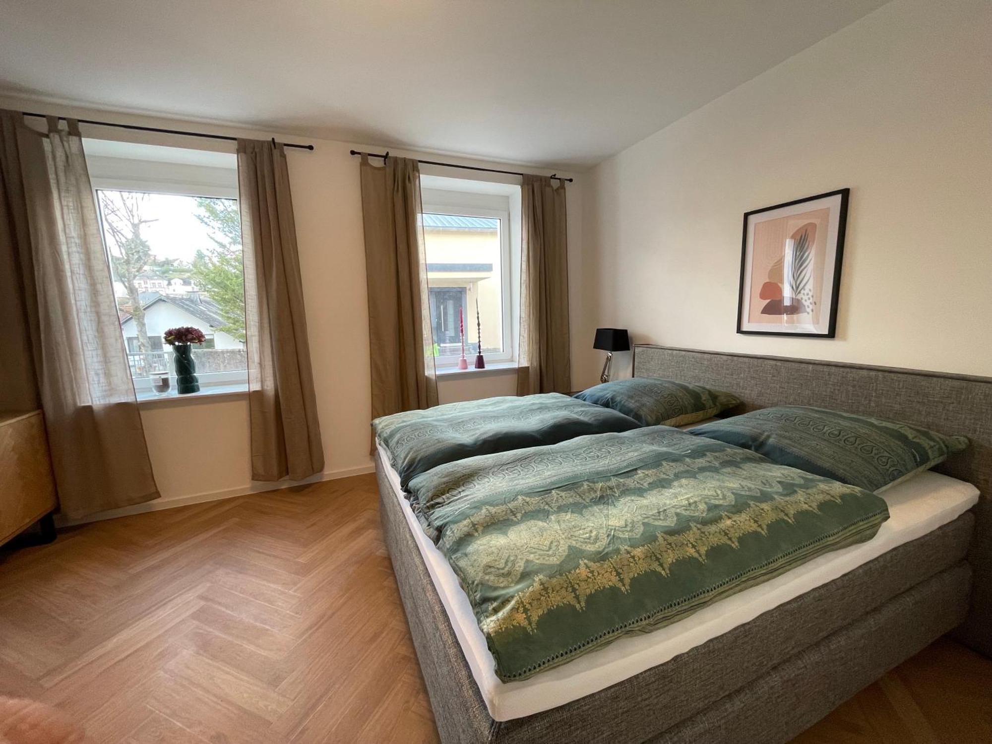 Luxurioese Ferienwohnung Mit Wellness Oase Saarburg Luaran gambar