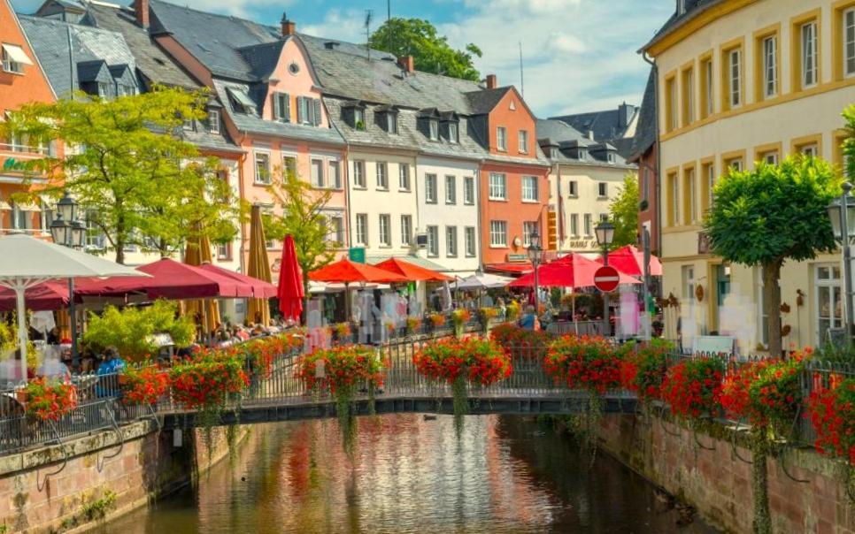 Luxurioese Ferienwohnung Mit Wellness Oase Saarburg Luaran gambar