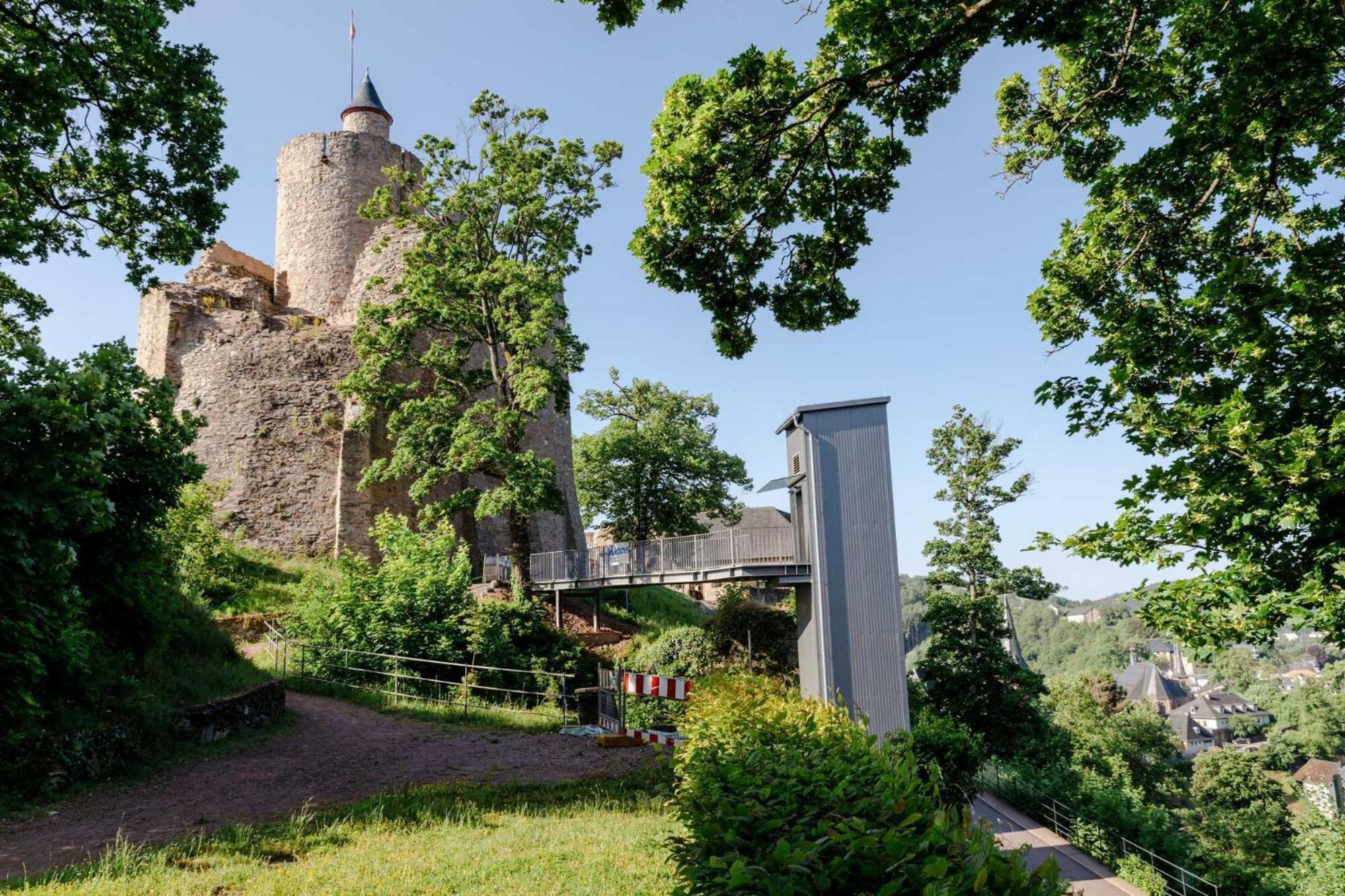 Luxurioese Ferienwohnung Mit Wellness Oase Saarburg Luaran gambar